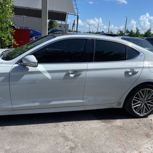 2021 Genesis G70 2.0T 照片 3