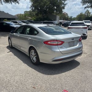 FORD FUSION SE - 5