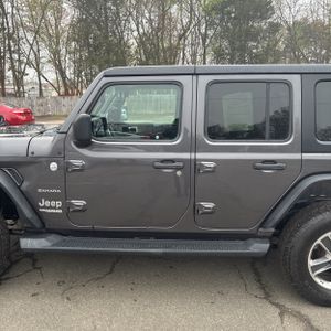 JEEP WRANGLER UNLIMITED SAHARA - 4