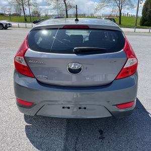 HYUNDAI ACCENT SE - 7