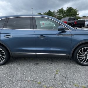 2019 Lincoln NAUTILUS RESERVE 缩略图 11
