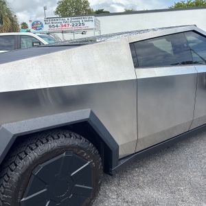 TESLA CYBERTRUCK CYBERBEAST - 9