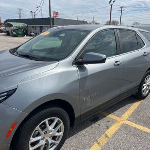 CHEVROLET EQUINOX LT - 2