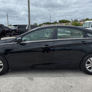 HYUNDAI SONATA GLS - 4