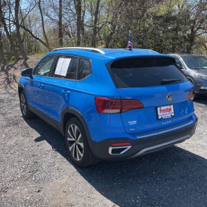 VOLKSWAGEN TAOS SE 4MOTION - 5