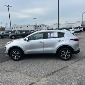 KIA SPORTAGE LX - 3