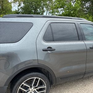 FORD EXPLORER SPORT - 9