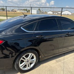2018 FORD FUSION SE 照片 9