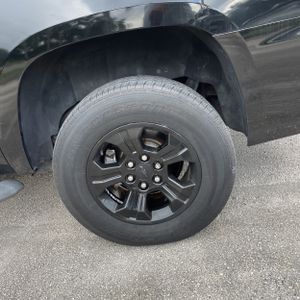 2017 Chevrolet SUBURBAN LT 缩略图 18