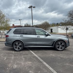 BMW X7 XDRIVE40I - 10