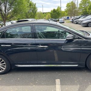 HYUNDAI SONATA LIMITED - 9