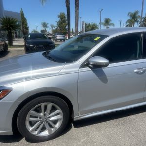 2021 Volkswagen PASSAT S 照片 2