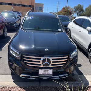 MERCEDES-BENZ GLB - 10