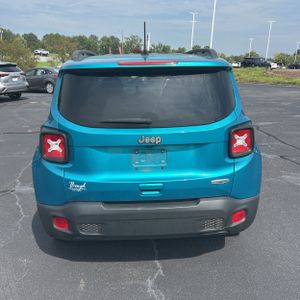 صورة 7 لـ 2020 JEEP RENEGADE LATITUDE