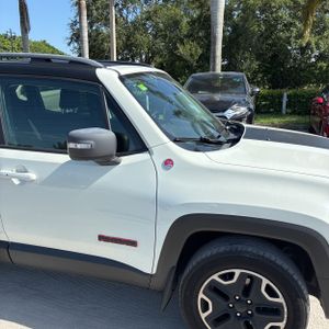 2015 JEEP RENEGADE TRAILHAWK — миниатюра 13