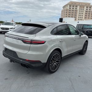 PORSCHE CAYENNE COUPE - 8