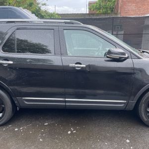 FORD EXPLORER LIMITED - 10