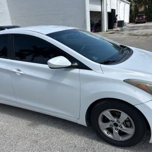 2015 Hyundai ELANTRA SE thumbnail 13