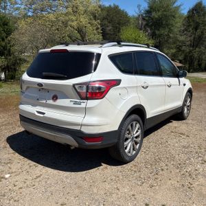 FORD ESCAPE TITANIUM - 8