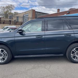 FORD EXPEDITION ACTIVE - 4