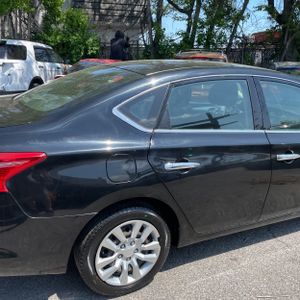 NISSAN SENTRA S - 9