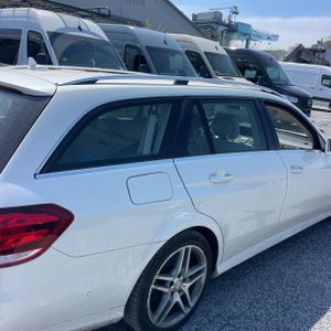 MERCEDES-BENZ E-CLASS - 9
