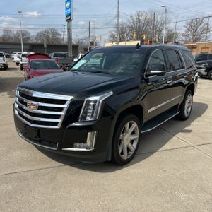 CADILLAC ESCALADE LUXURY - 1