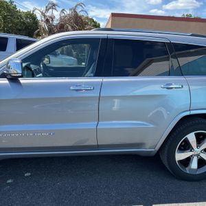 JEEP GRAND CHEROKEE OVERLAND - 3