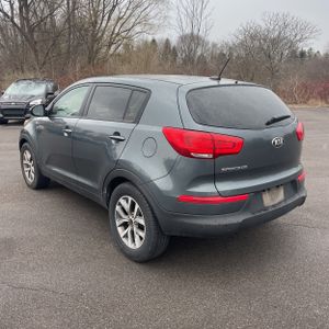 KIA SPORTAGE LX - 5