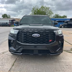 FORD EXPLORER ST-LINE - 10