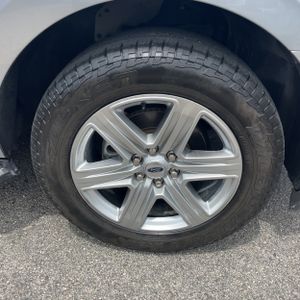 2021 FORD EXPEDITION XLT — миниатюра 20