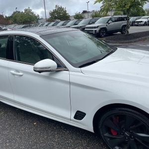 2023 Genesis G70 3.3T STANDARD — миниатюра 13