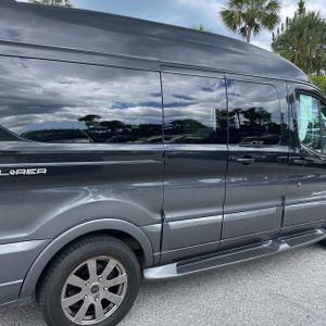 FORD TRANSIT 150 - 9