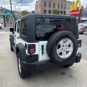 JEEP WRANGLER UNLIMITED SPORT - 4