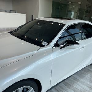 صورة 2 لـ 2024 Lexus IS 300 BASE