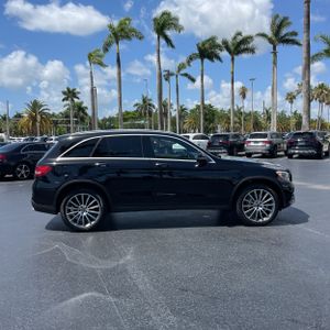 2019 Mercedes-BENZ GLC — фото 10