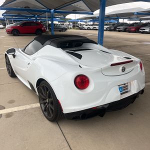 ALFA ROMEO 4C SPIDER - 5