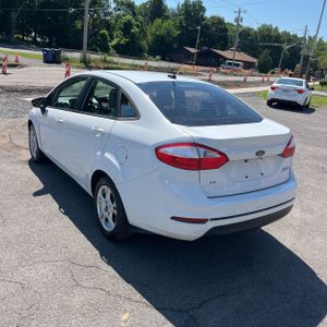 صورة 5 لـ 2016 FORD FIESTA SE