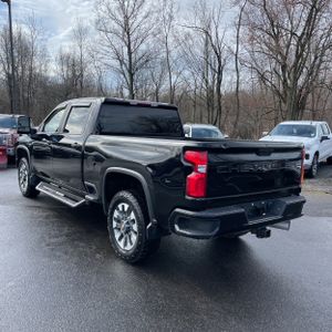 CHEVROLET SILVERADO 2500HD CUSTOM - 4