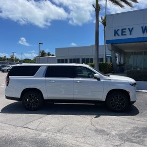 CHEVROLET SUBURBAN HIGH COUNTRY - 10