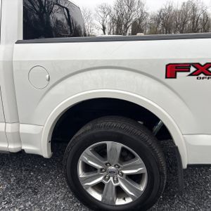 Ford F-150 Platinum - 6