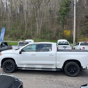 CHEVROLET SILVERADO 1500 HIGH COUNTRY - 3
