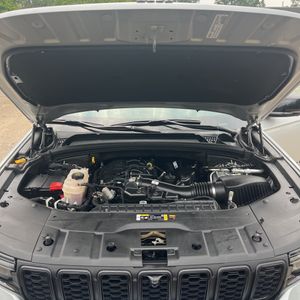 2024 JEEP GRAND CHEROKEE LIMITED — миниатюра 46