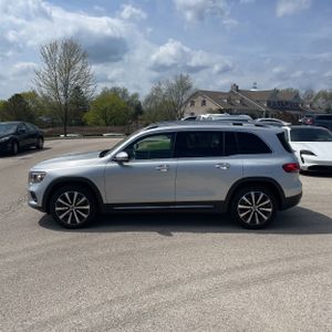 MERCEDES-BENZ GLB - 3