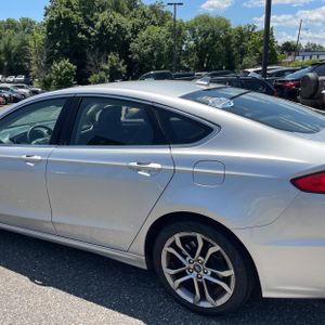 صورة 6 لـ 2019 FORD FUSION SEL