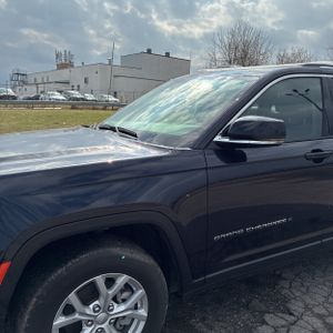 JEEP GRAND CHEROKEE LIMITED 4D SUV RWD - 2