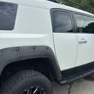 صورة 9 لـ 2013 Toyota FJ CRUISER BASE