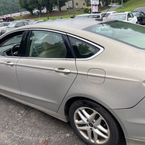 2015 FORD FUSION SE 照片 6