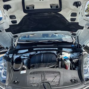 2018 Porsche MACAN BASE — фото 46