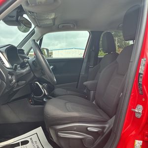صورة مصغرة 32 لـ 2019 JEEP RENEGADE LATITUDE